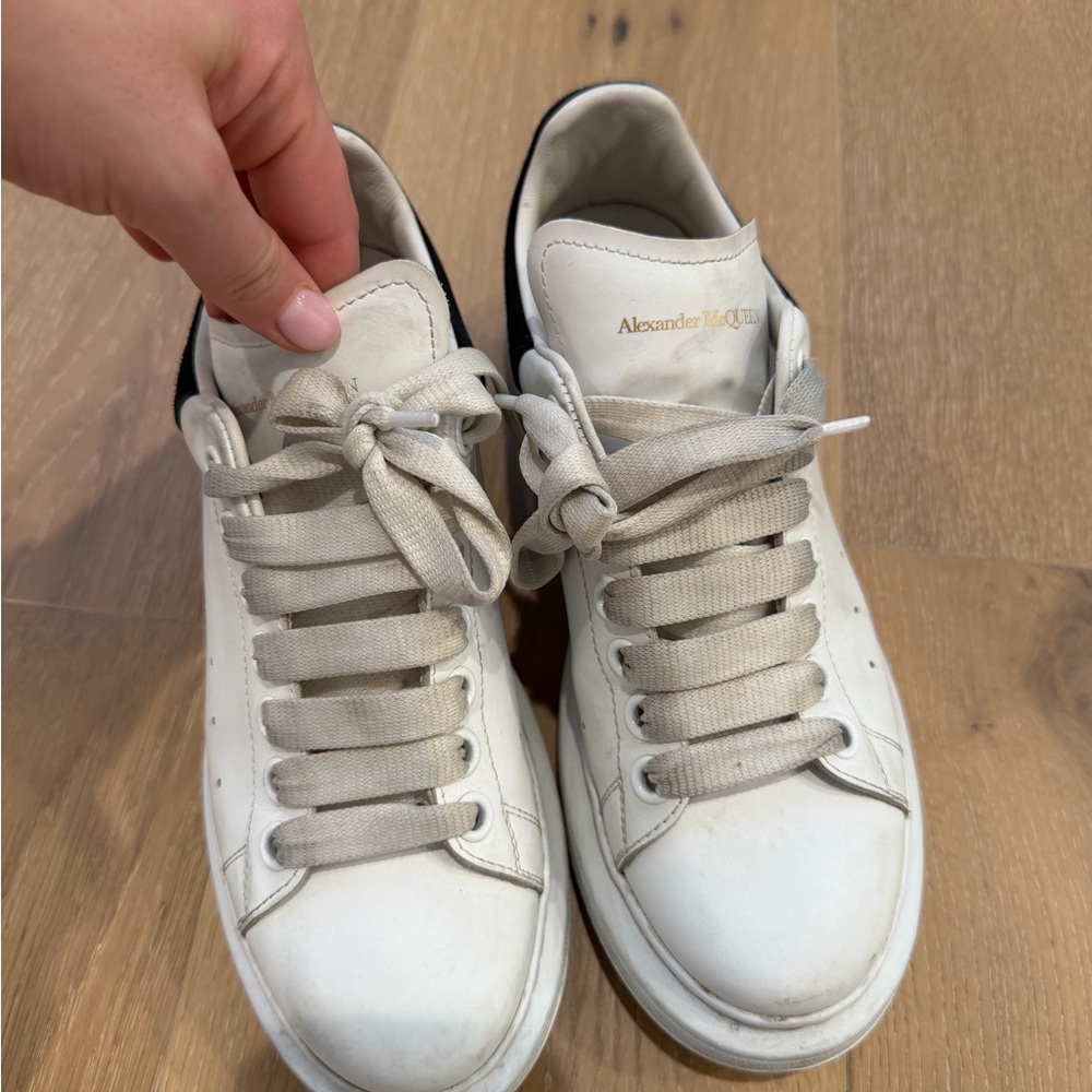 Alexander McQueen White and Black Sneakers - Picture 2 of 4